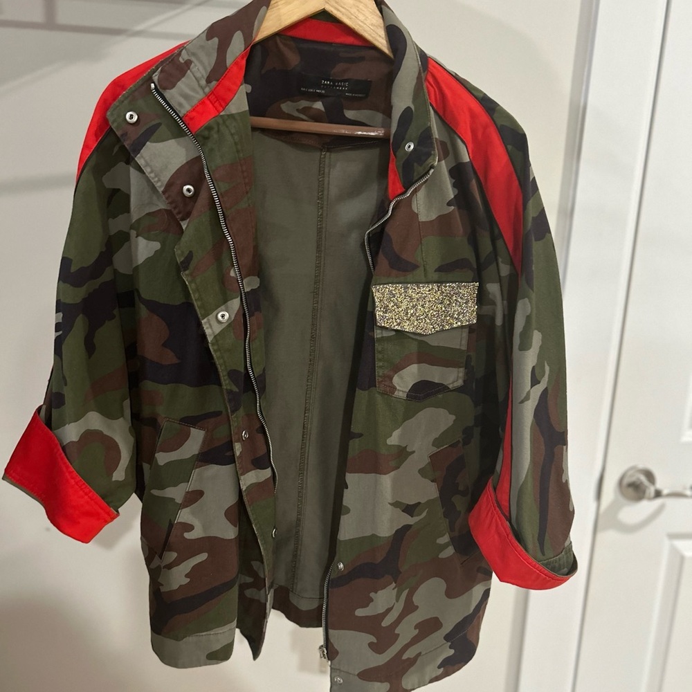 Zara camouflage women’s jacket. Excellent condition. Final sale